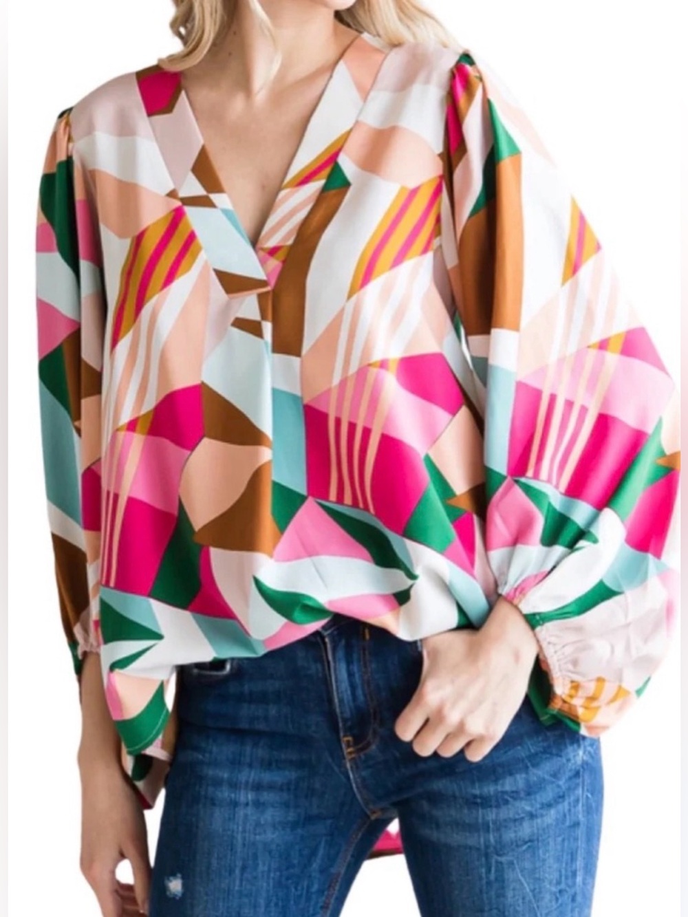 JODIFL Geometric Print V-Neck Blouse